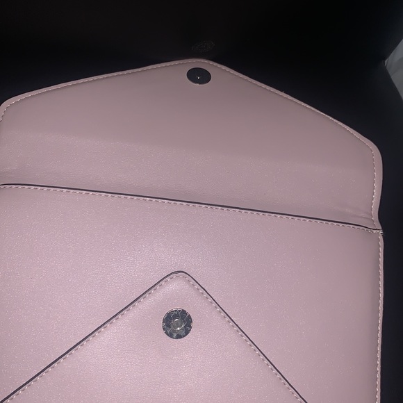 😃⭐️🌸💗DESIGN LAB Pink Stud Envelope Clutch - Picture 7 of 11